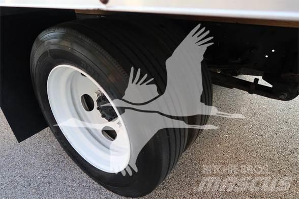Isuzu NPR XD Maszyny budowlane - Inne