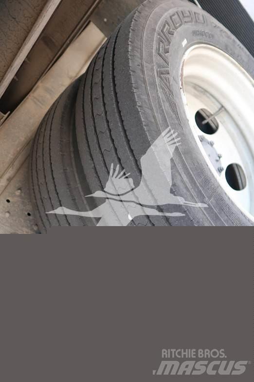 Isuzu NRR Maszyny budowlane - Inne