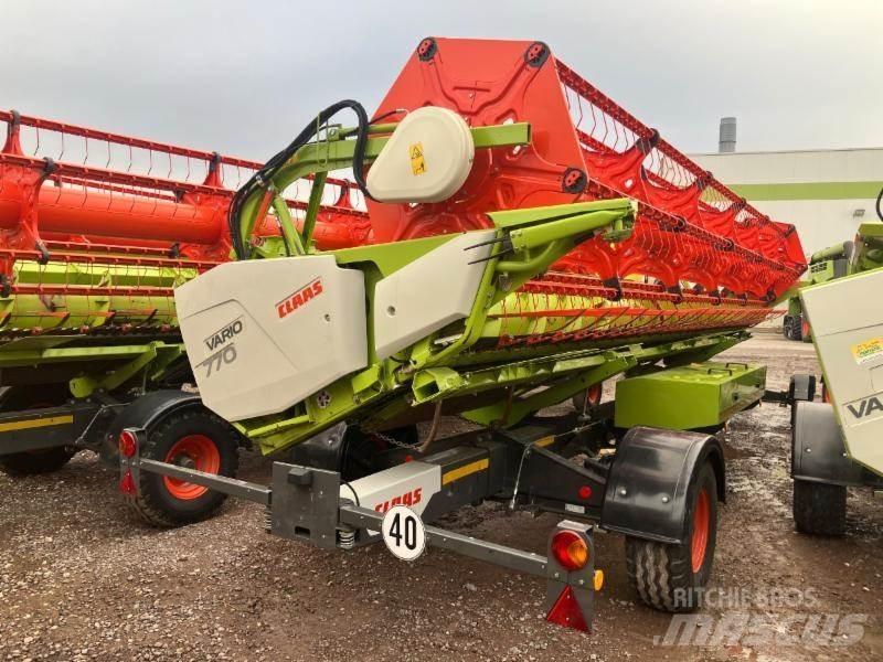 CLAAS TRION 520 Kombajny zbożowe