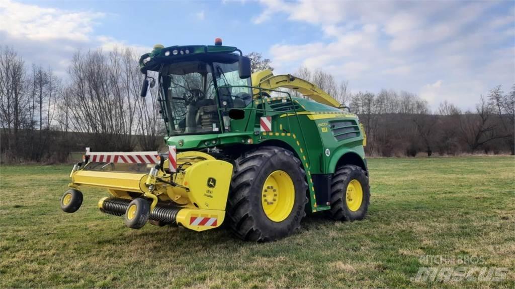 John Deere 8400i Sieczkarnie samojezdne
