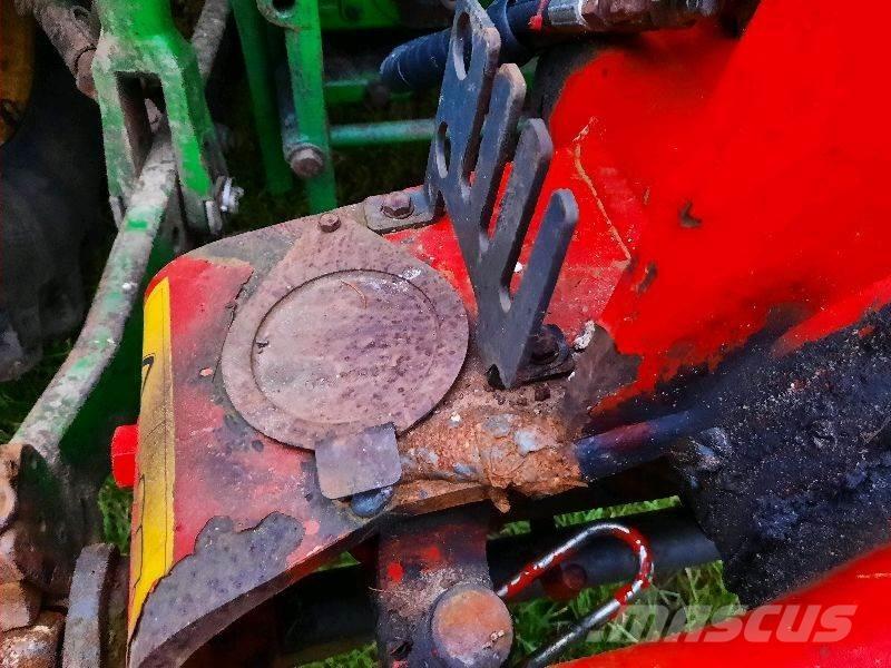 Kuhn MM1235T8010 Pługi