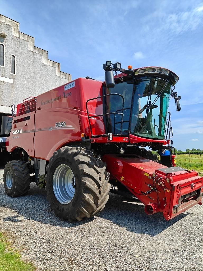 Case IH 9250 Kombajny zbożowe