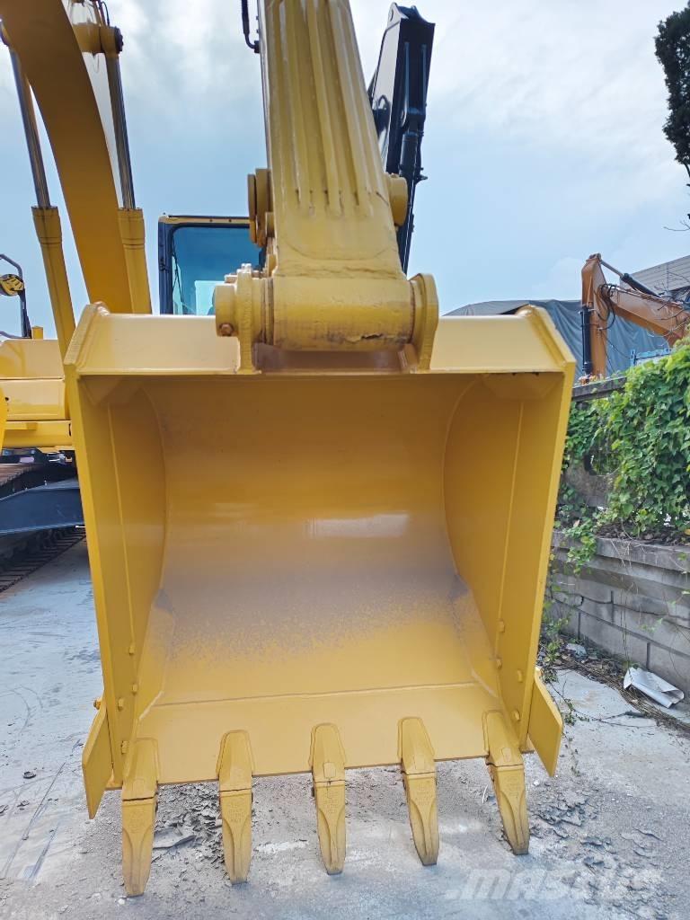 Komatsu PC 220-7 Koparki gąsienicowe