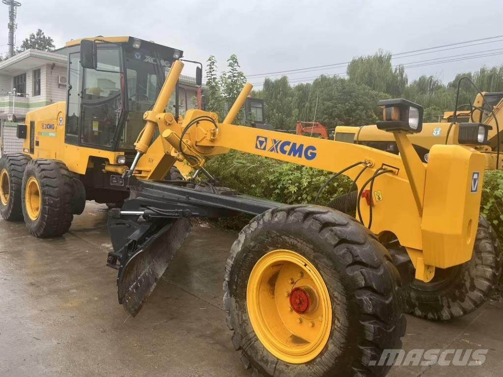 XCMG GR 180 Równiarki