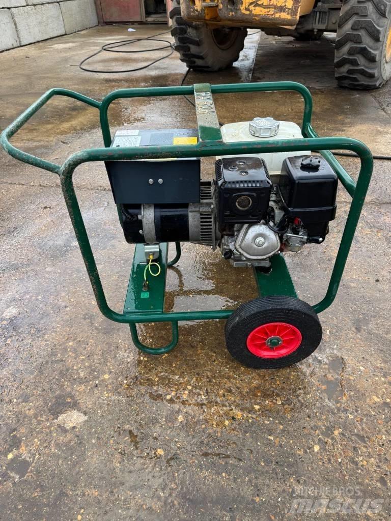Harrington 3.8KVA Agregaty prądotwórcze benzynowe