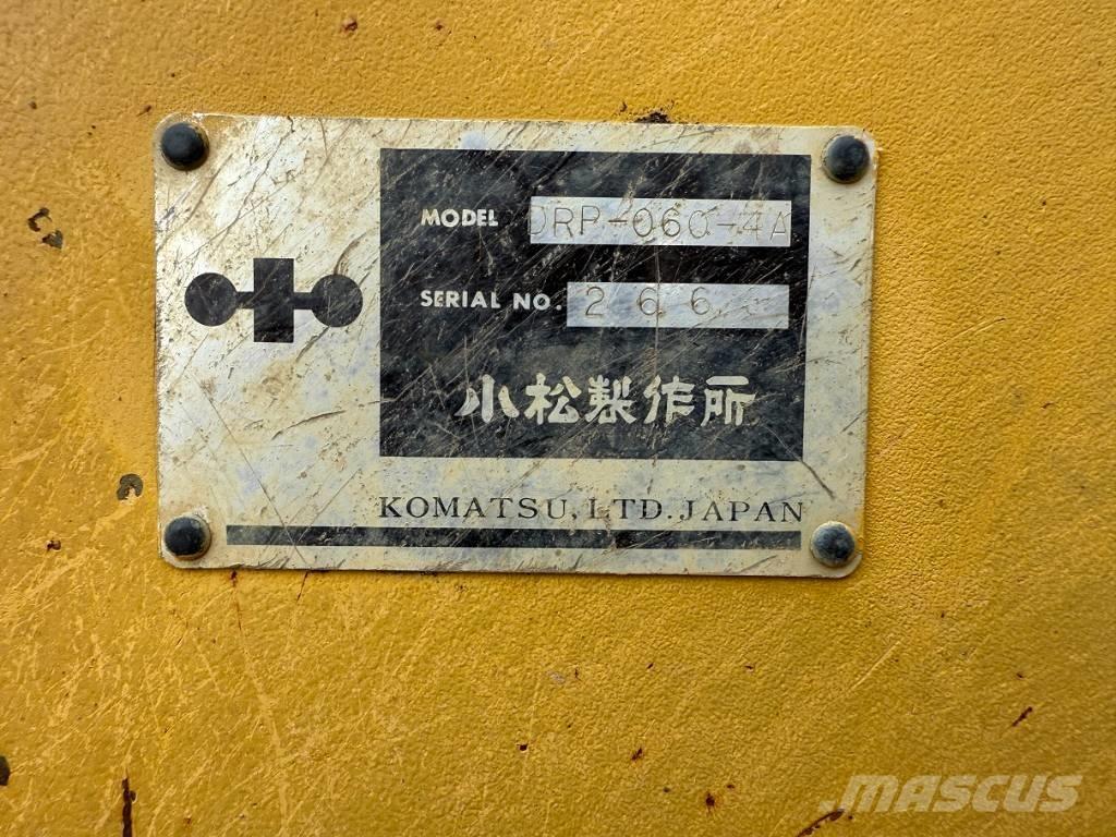 Komatsu D 65 PX-12 Spycharki gąsienicowe