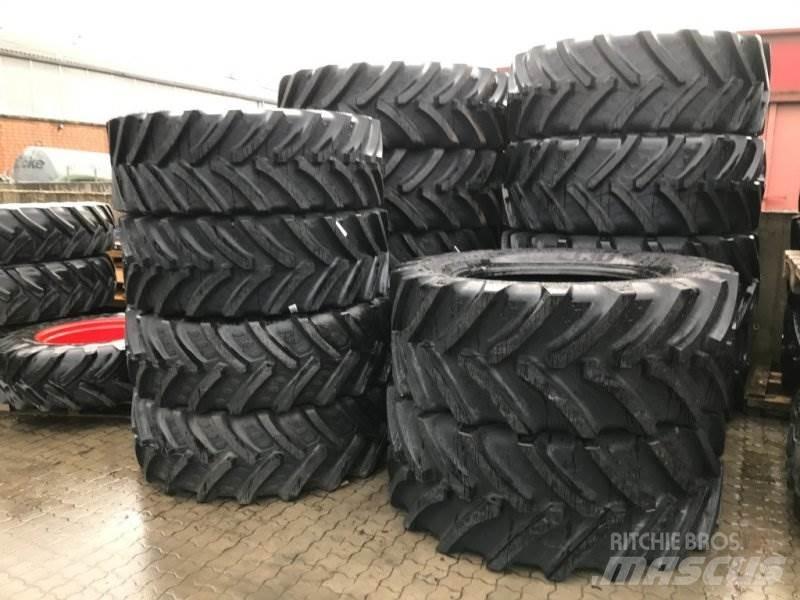 BKT 650/85R38 Opony, koła i felgi