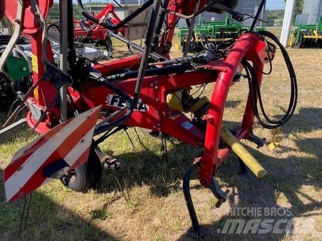 Fella TH 900 Hydro Zgrabiarki i przetrząsacze