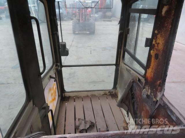 Schaeff HML 22 Kabiny i wnętrze