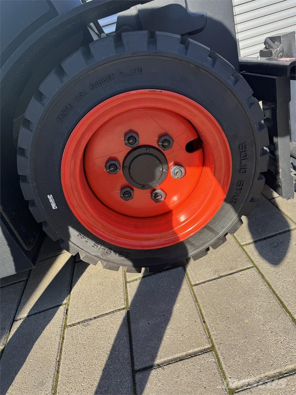 Bobcat D25NXS Wózki Diesla