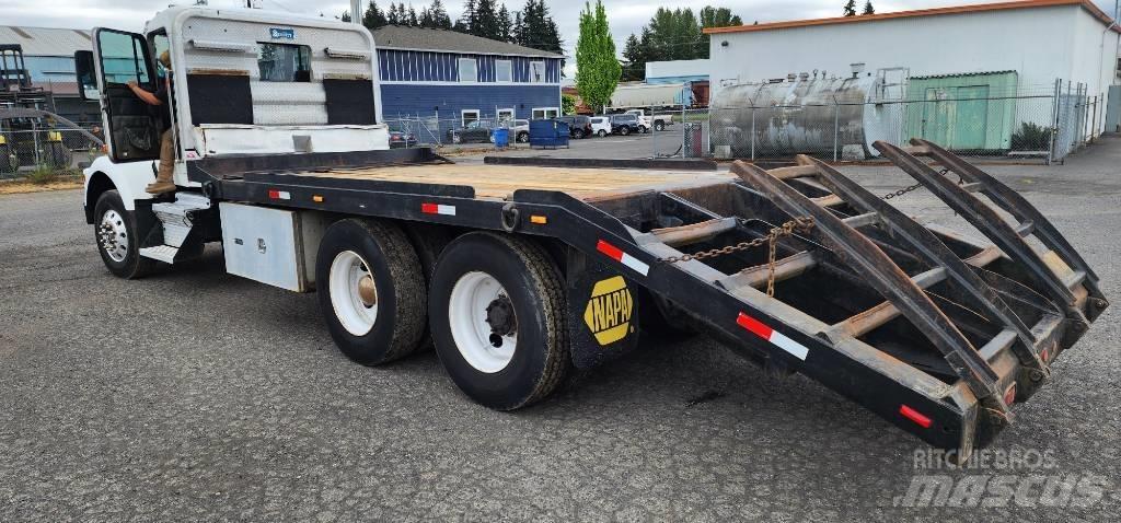 Kenworth T800 Ciężarówki typu Platforma / Skrzynia