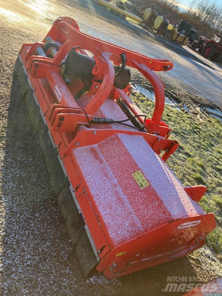 Maschio bufalo 300 Kosiarki łąkowe i wykaszarki