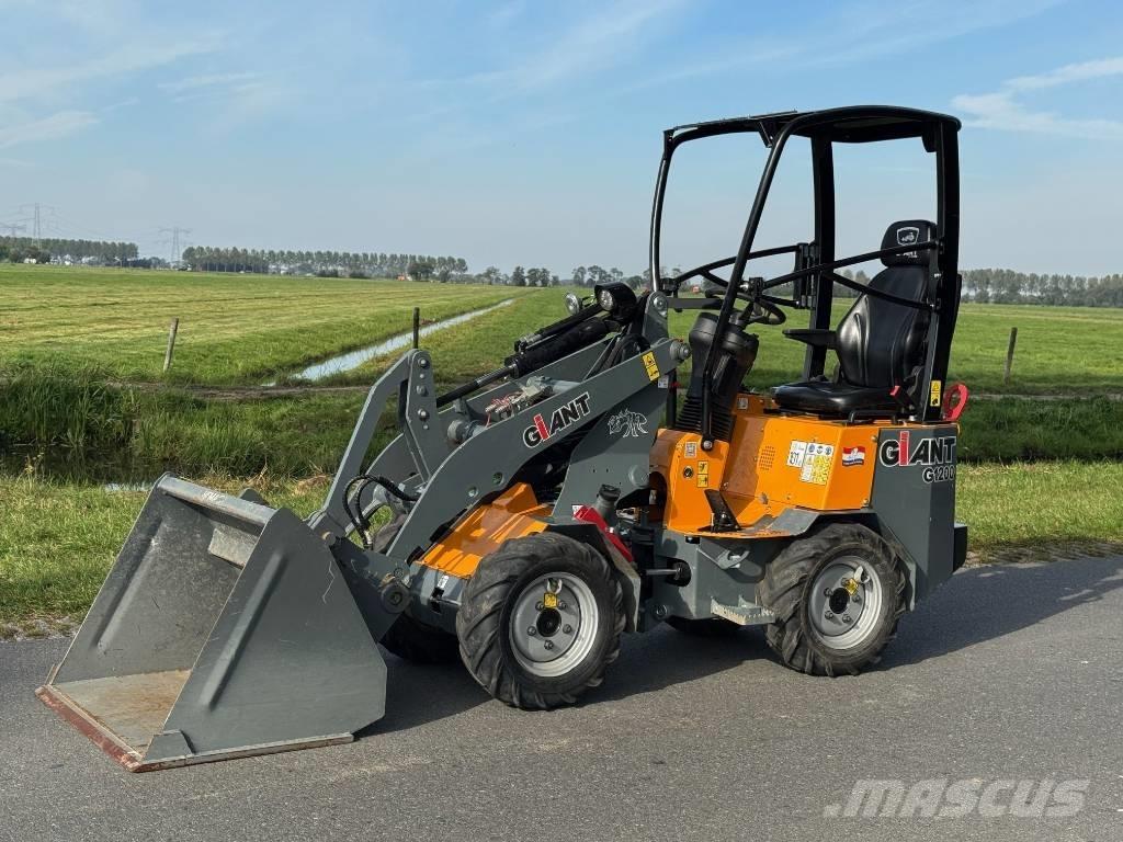 GiANT G 1200 Ładowarki kołowe