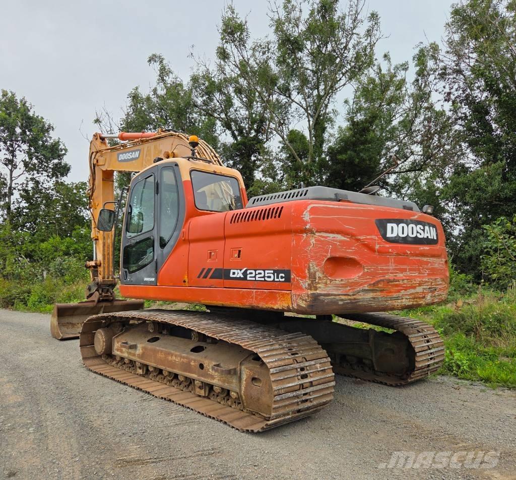 Doosan DX 225 LC Koparki gąsienicowe