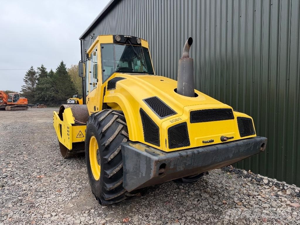 Bomag BW 213 D H-4 Walce jednobębnowe