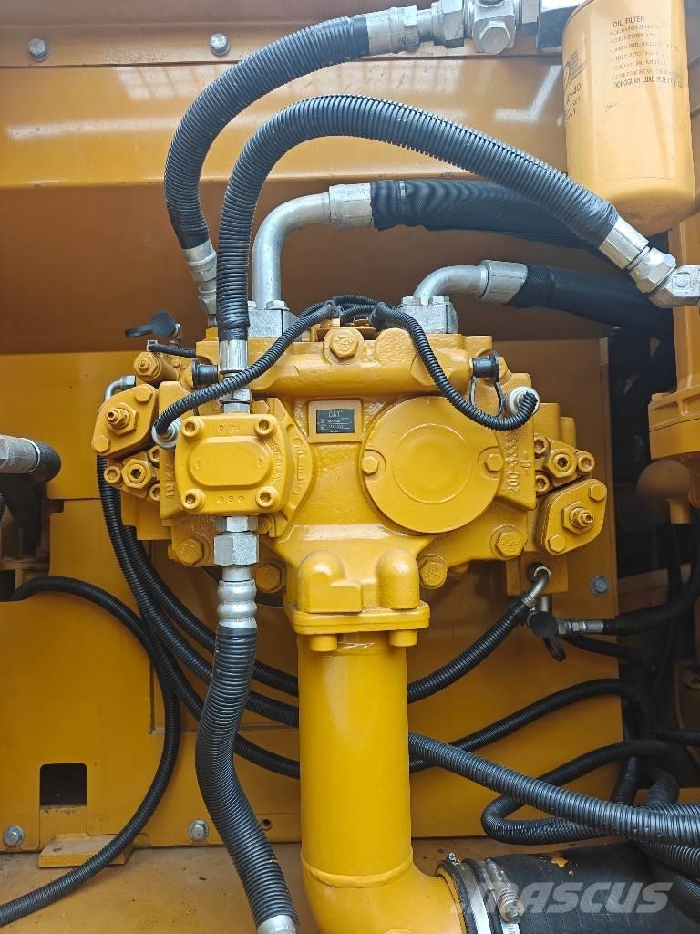 CAT 329 D Koparki gąsienicowe