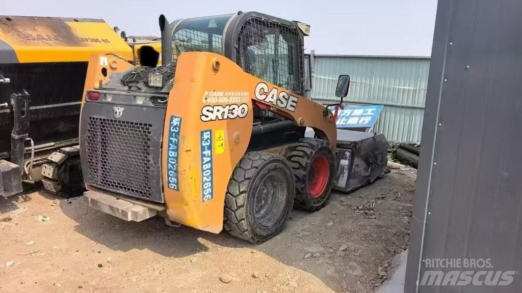 CASE SR 130 Ładowarki burtowe