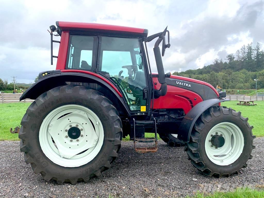 Valtra N101 Tractor Traktory leśne