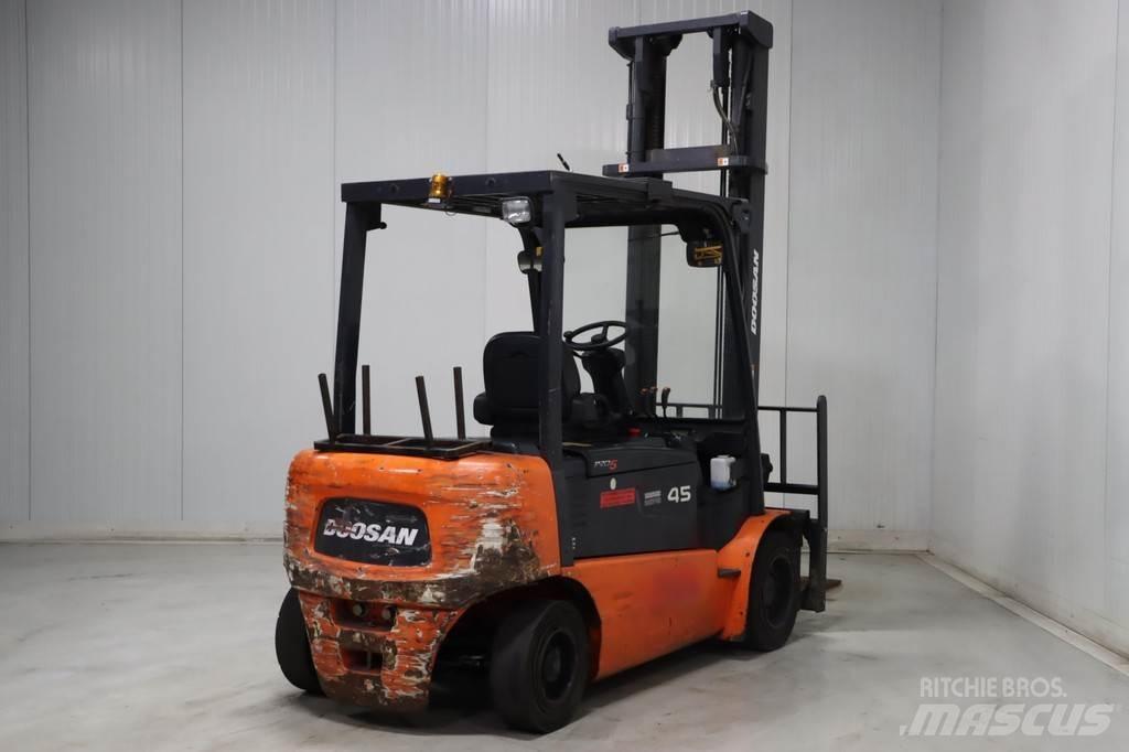 Doosan B45X-5 Wózki elektryczne
