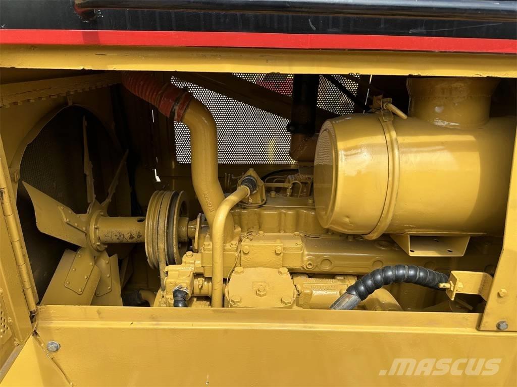CAT D 6 G Spycharki gąsienicowe
