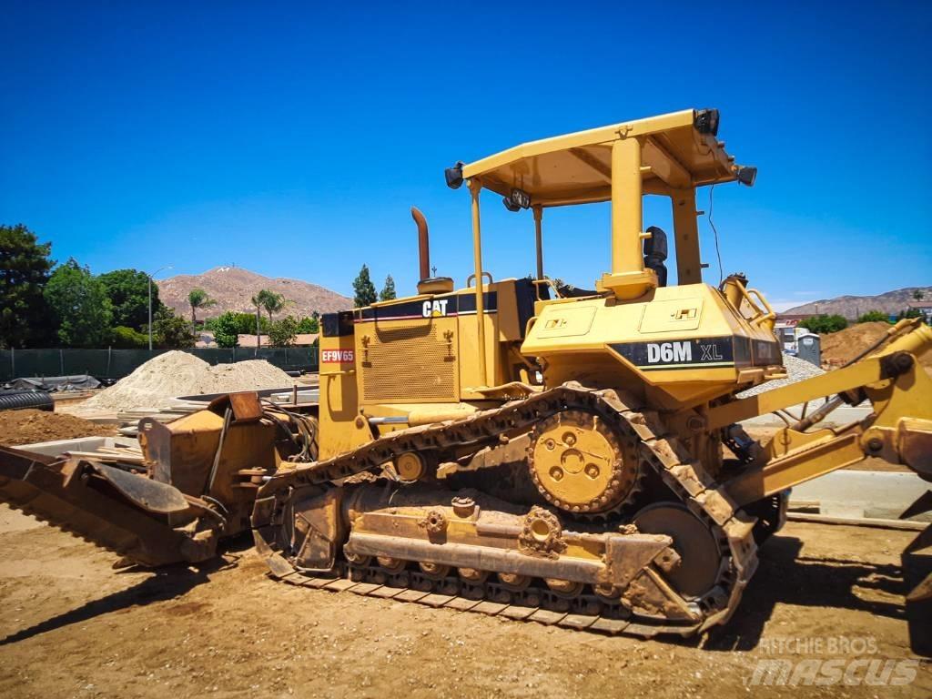 CAT D 6 M XL Spycharki gąsienicowe