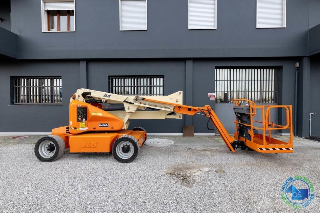 JLG M450AJ Podnośniki przegubowe