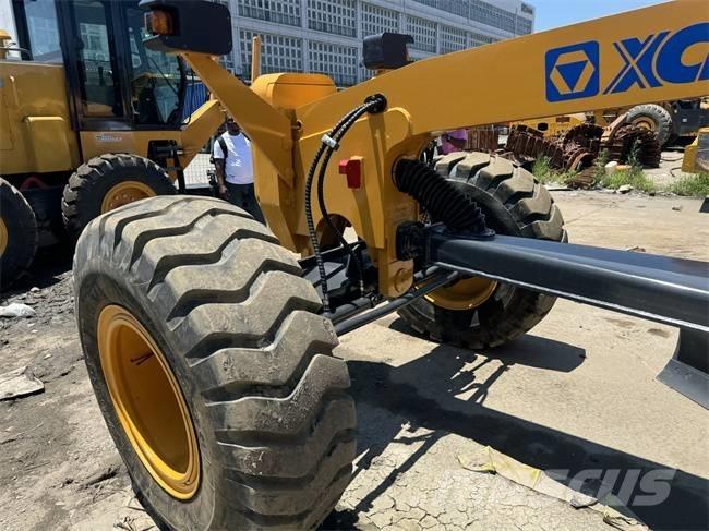 XCMG GR 180 Równiarki