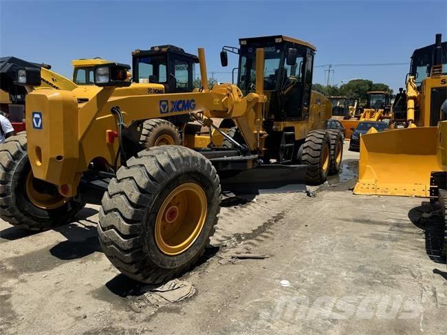 XCMG GR 180 Równiarki