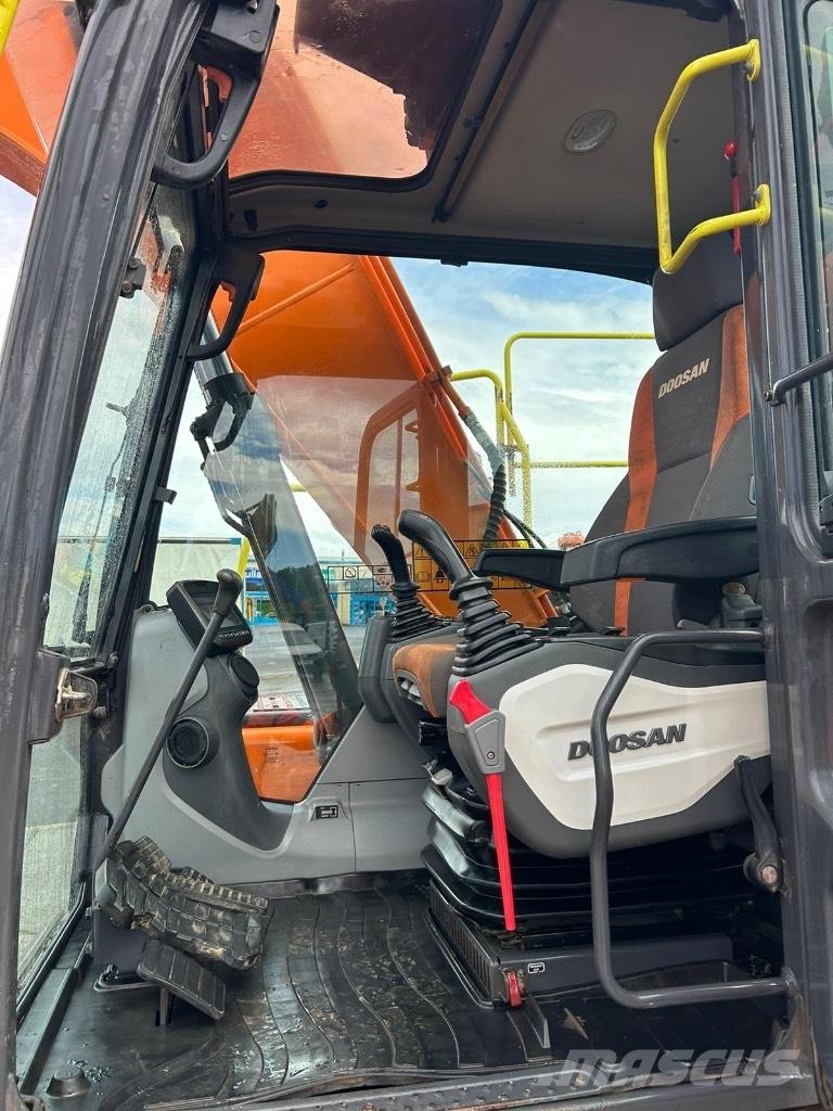Doosan DX140 LC Koparki gąsienicowe