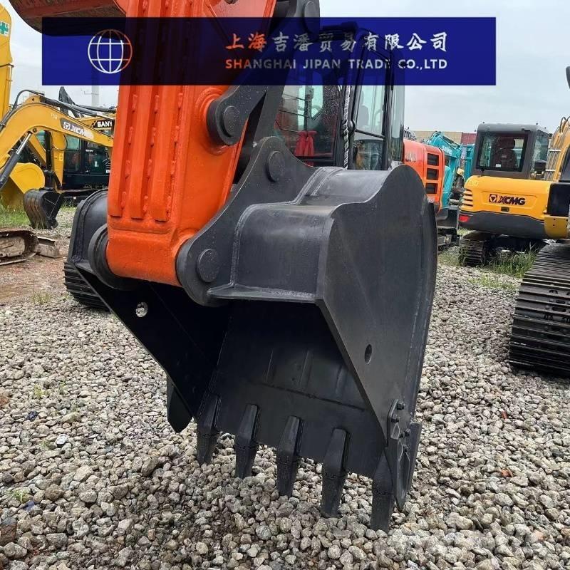Doosan DX 225 Koparki gąsienicowe