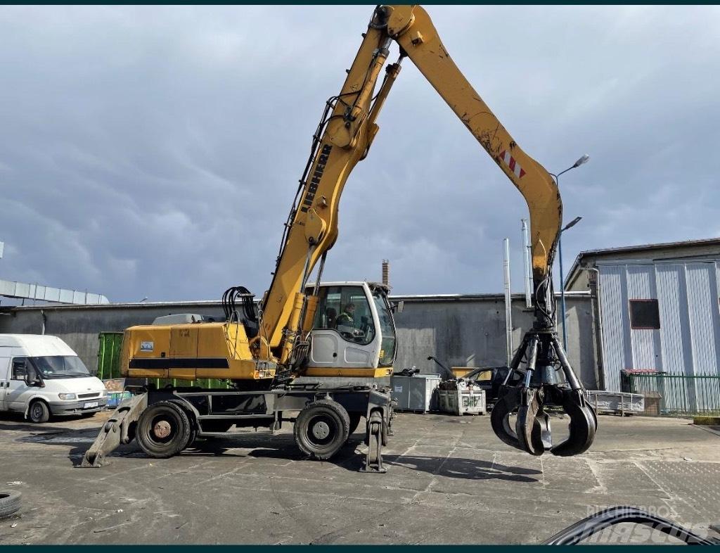 Liebherr 924 Koparki przeładunkowe