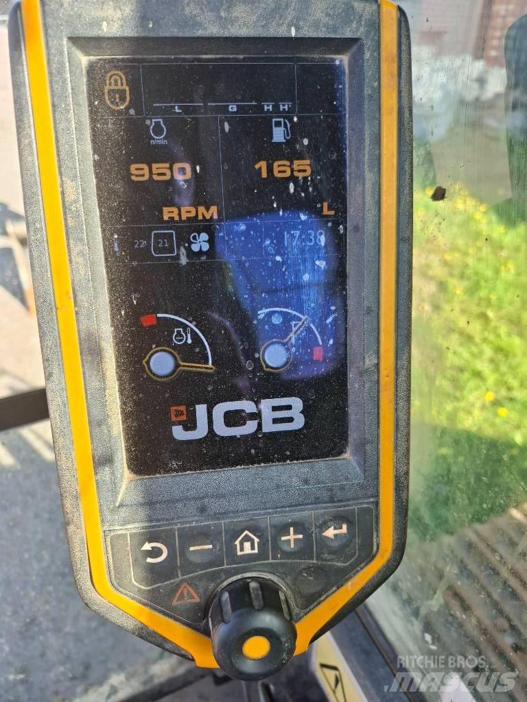 JCB JS 220 LC Koparki gąsienicowe