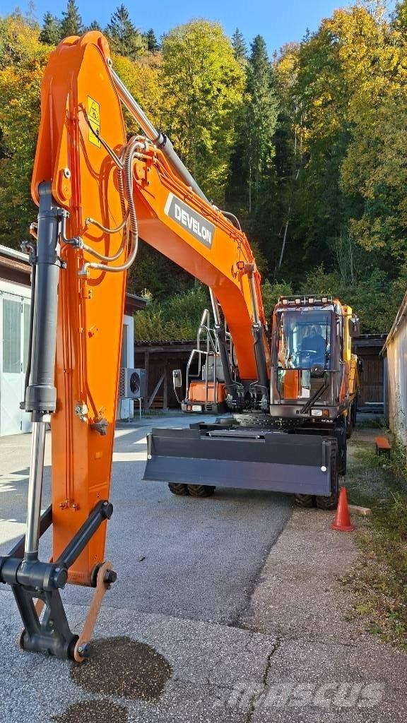 Develon DX 210 W-7 Koparki kołowe