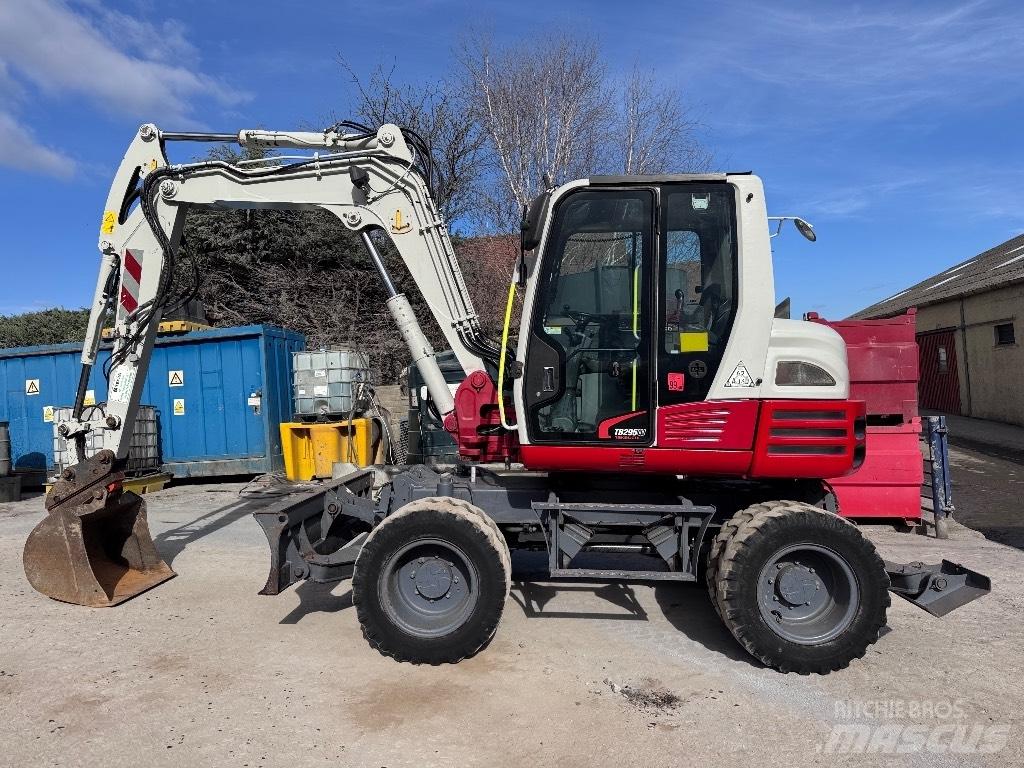 Takeuchi TB 295 W Koparki kołowe