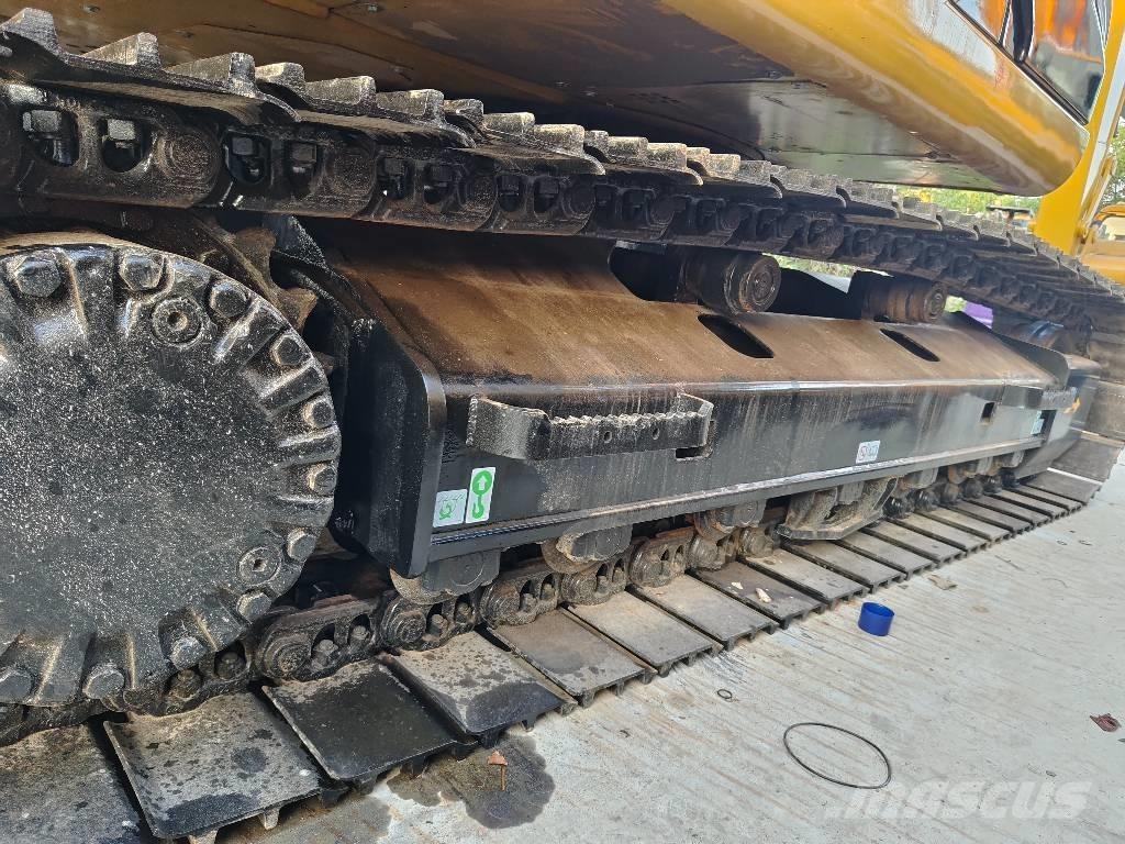 CAT 320d Koparki gąsienicowe