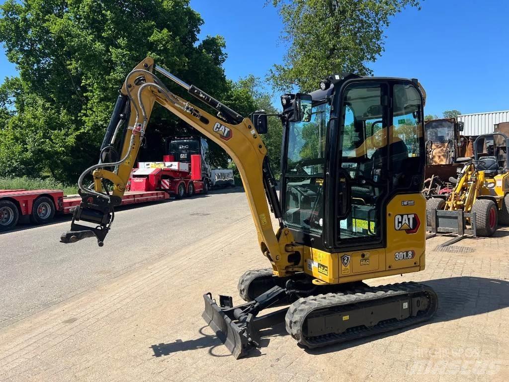 CAT 301.8 Next Gen Minikoparki