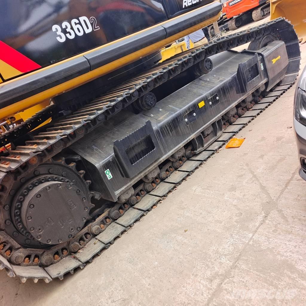 CAT 336 D2L Koparki gąsienicowe