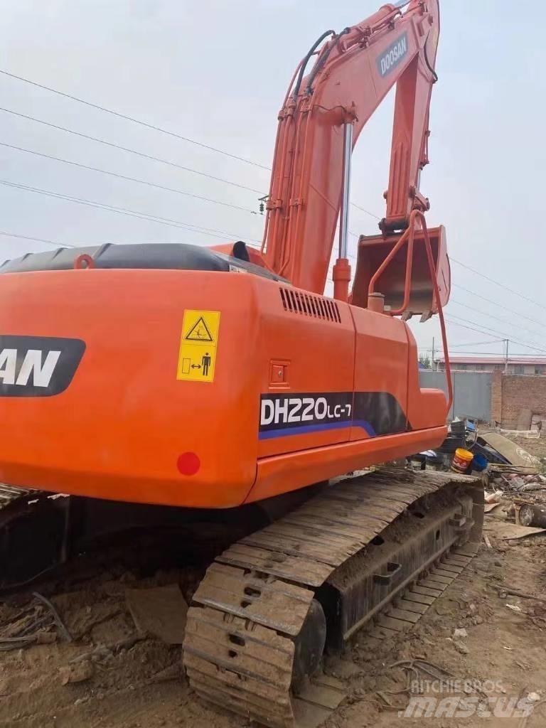 Doosan DH220LC-5 Koparki gąsienicowe