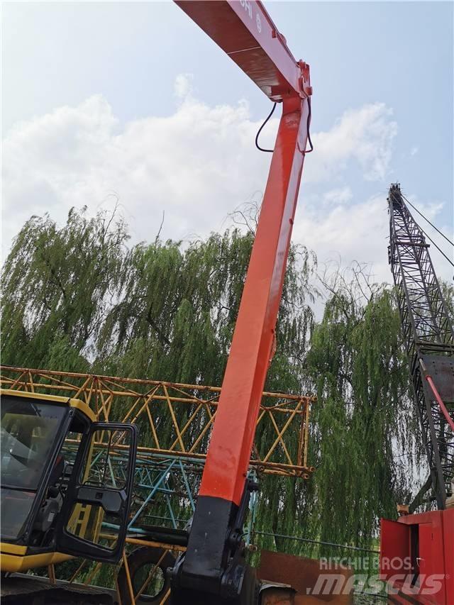 Hitachi EX 220 LC Koparki gąsienicowe