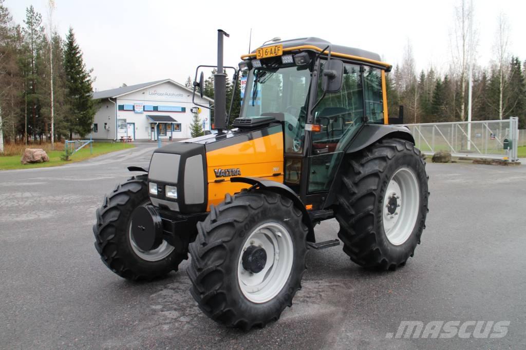 Valtra 700 Ciągniki rolnicze