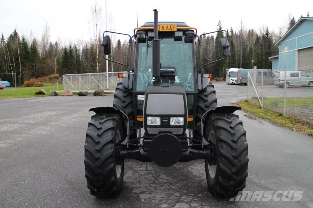 Valtra 700 Ciągniki rolnicze