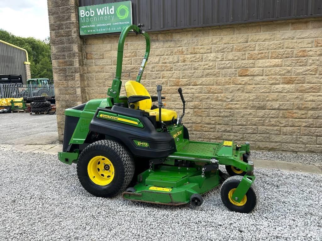 John Deere 997 Kosiarki o zerowym promieniu skrętu