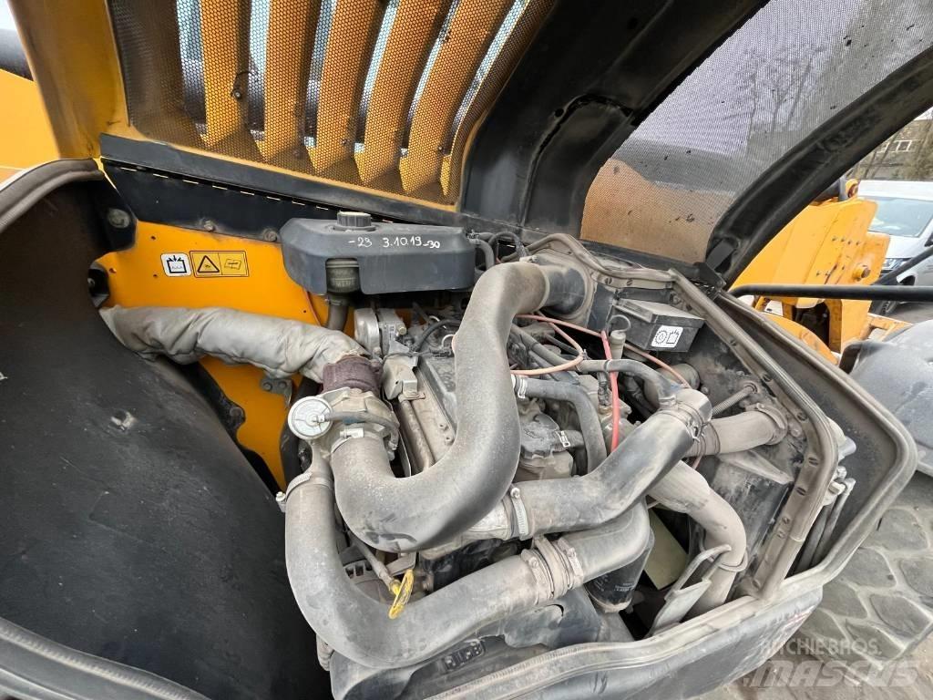 JCB 535-125 Ładowarki teleskopowe