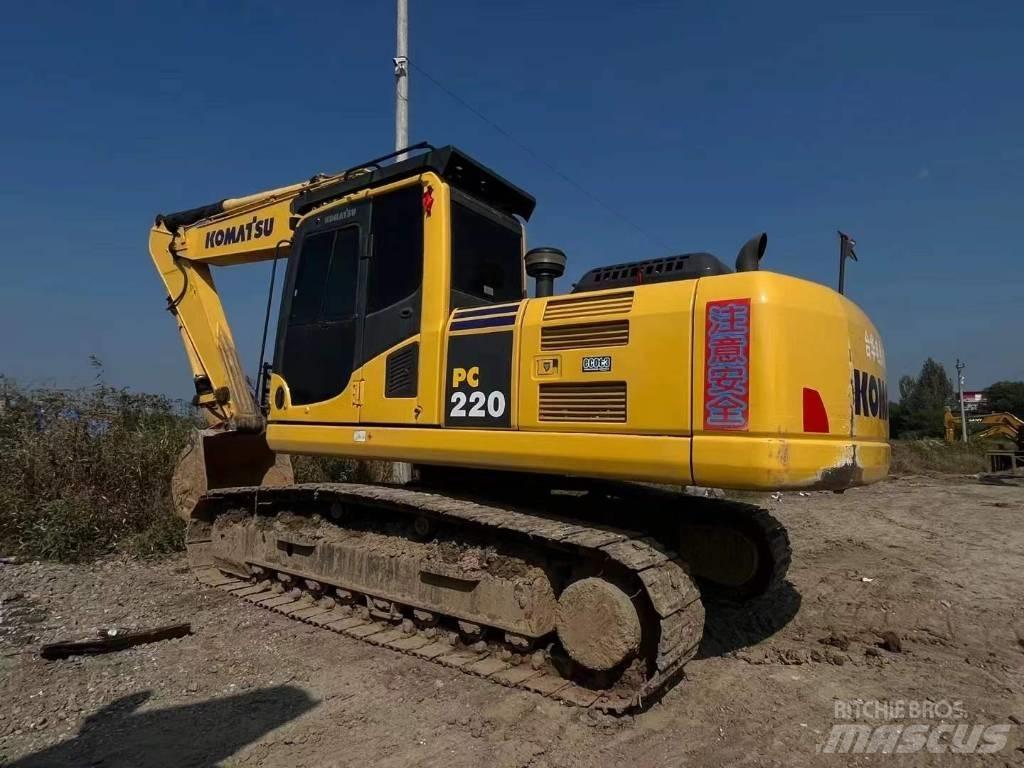 Komatsu PC 220 Koparki gąsienicowe