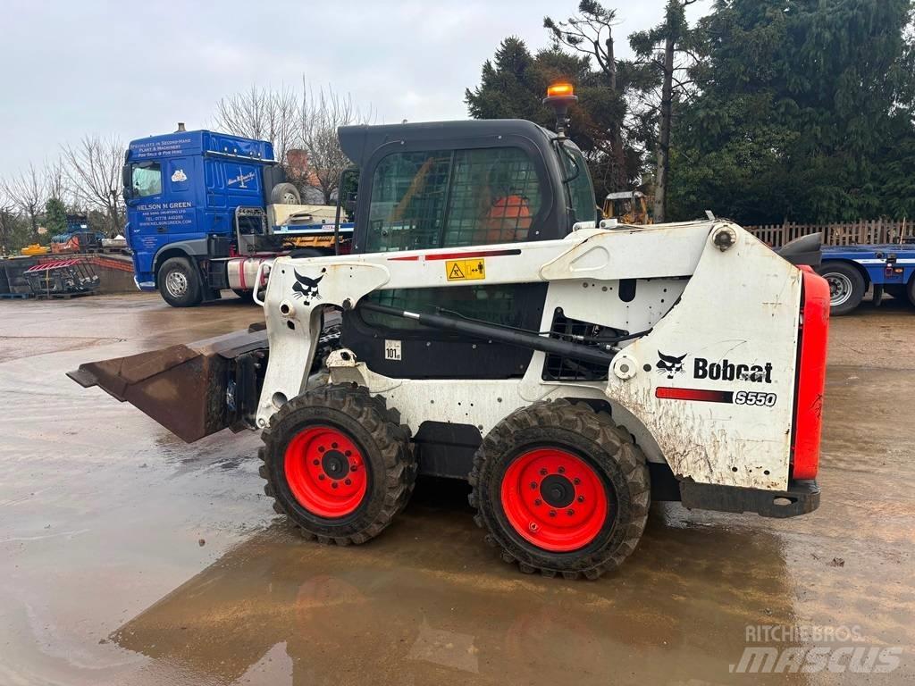 Bobcat S550 Ładowarki burtowe