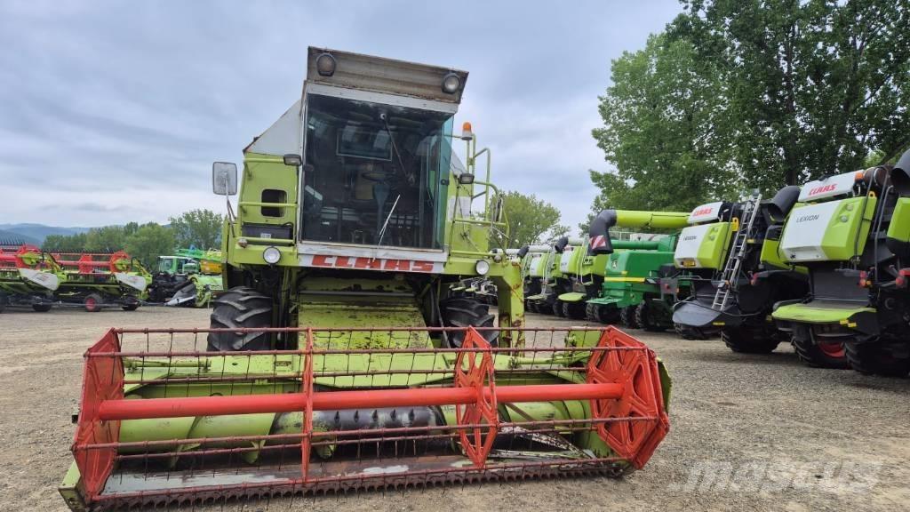 CLAAS Dominator 86 Kombajny zbożowe