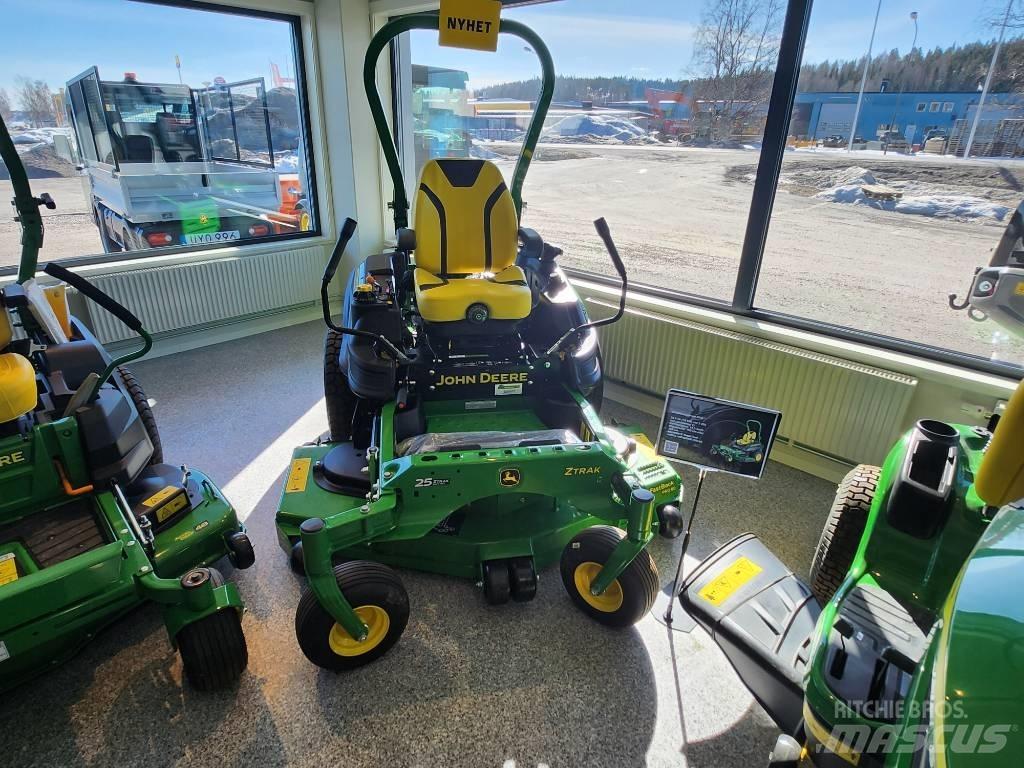 John Deere Z 950 R Kosiarki o zerowym promieniu skrętu