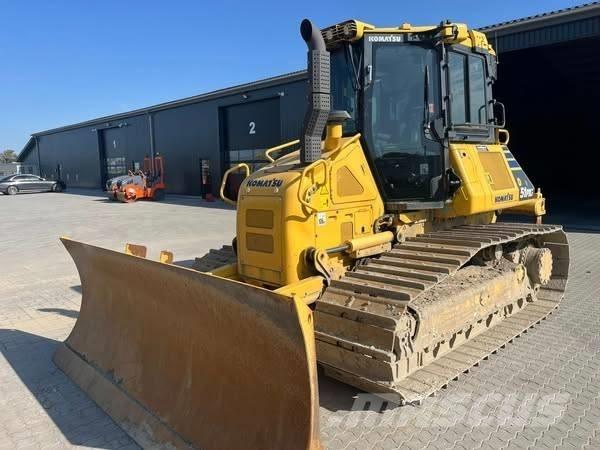 Komatsu D 51 PXi-24 Spycharki gąsienicowe