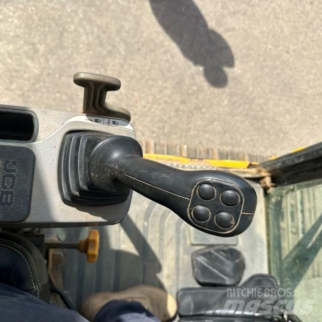 JCB 220X Koparki gąsienicowe