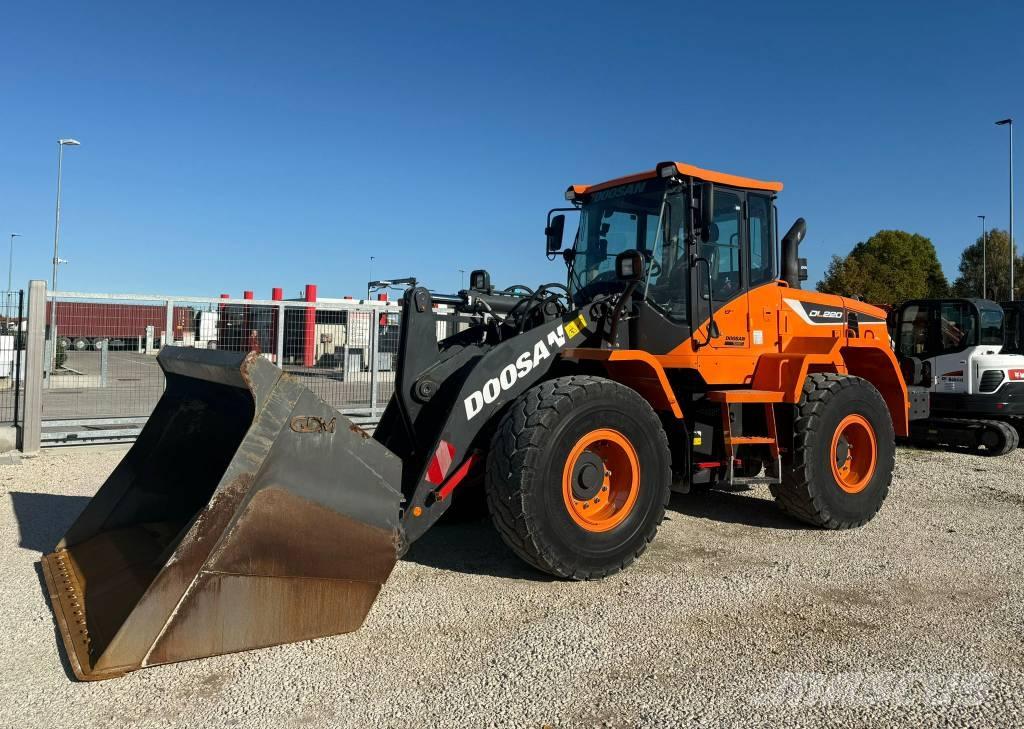 Doosan DL 220-5 Ładowarki kołowe